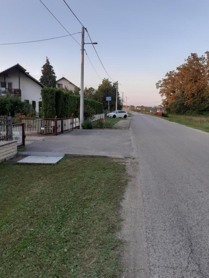 Apartamento Maja Velika Gorica Exterior foto